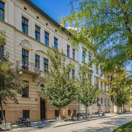 Old Town Bis Apartman