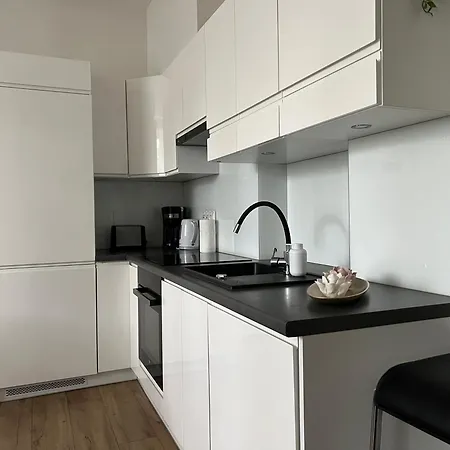 Old Town Bis Apartman *