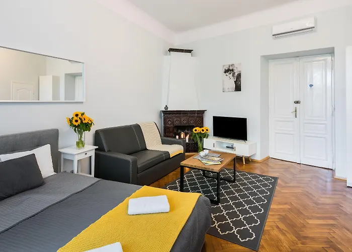 Old Town Bis Apartment *