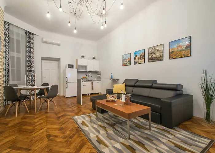 Old Town Bis Apartment