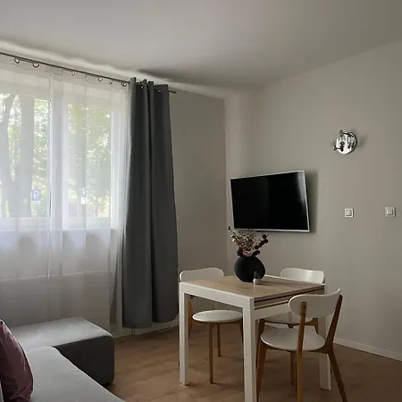 아파트 Old Town Bis