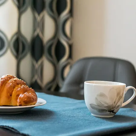 Old Town Bis 아파트 *